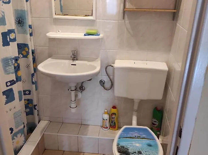 Pensión Zacisze,klonowa 17 *